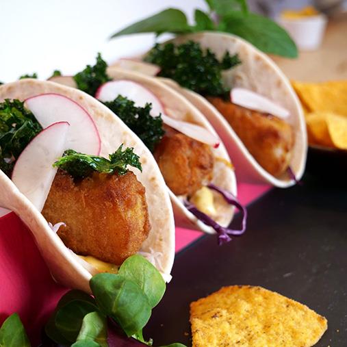 Fish'n Chips roll kaalilla ja wasabikastikkeella